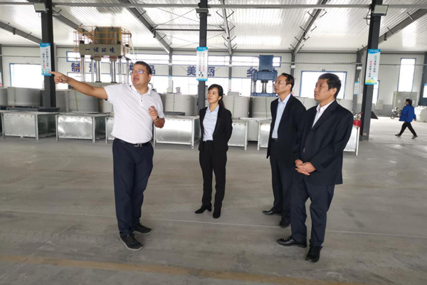 陜西航天建設集團有限公司總經理、黨委副書記謝明娟率隊赴遼寧一諾環保產業集團開展考察調研工作